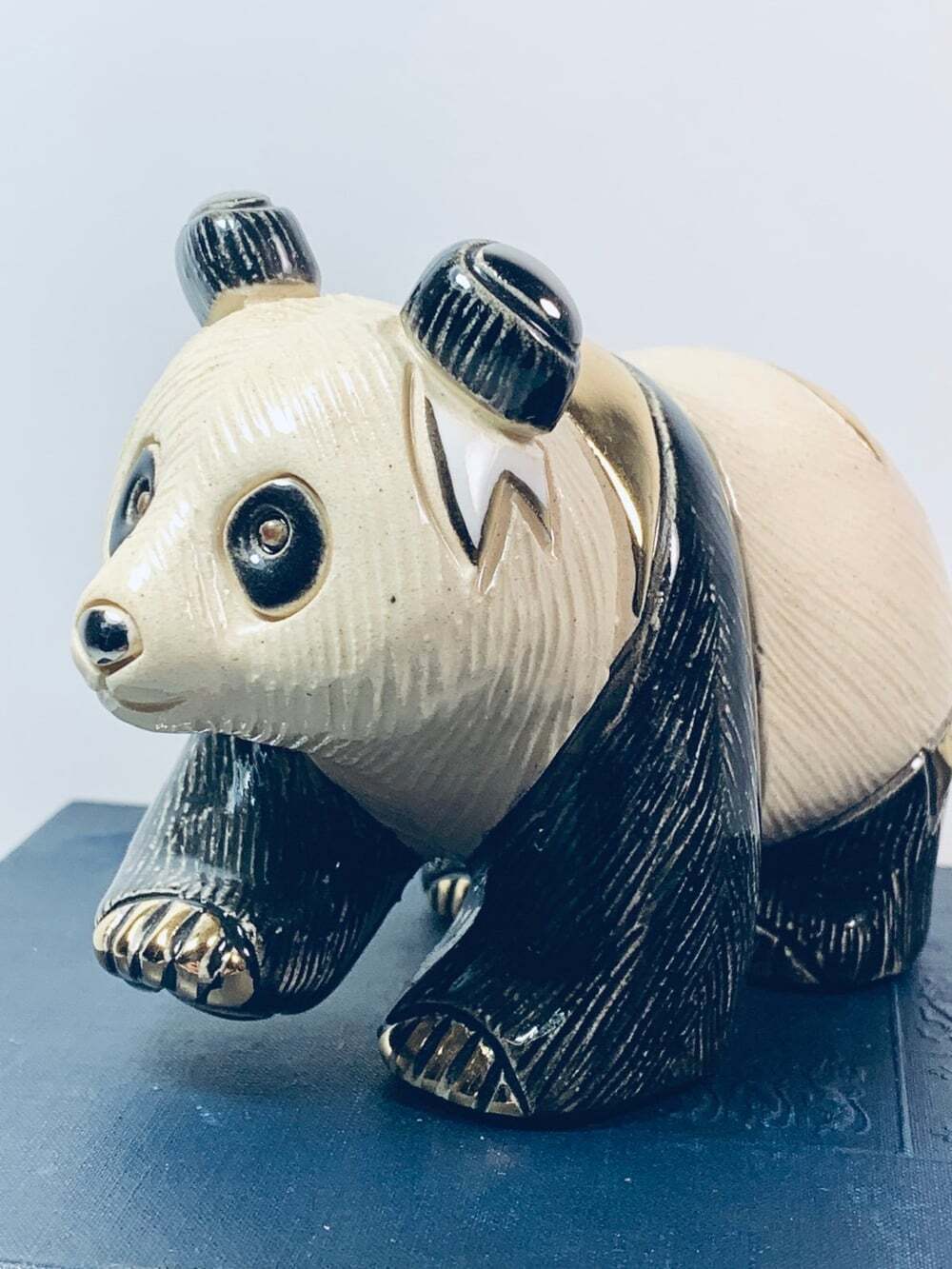 Panda Figurine Statue De Rosa Rinconada